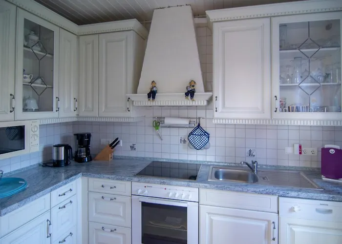 Haus Katja 度假居 *